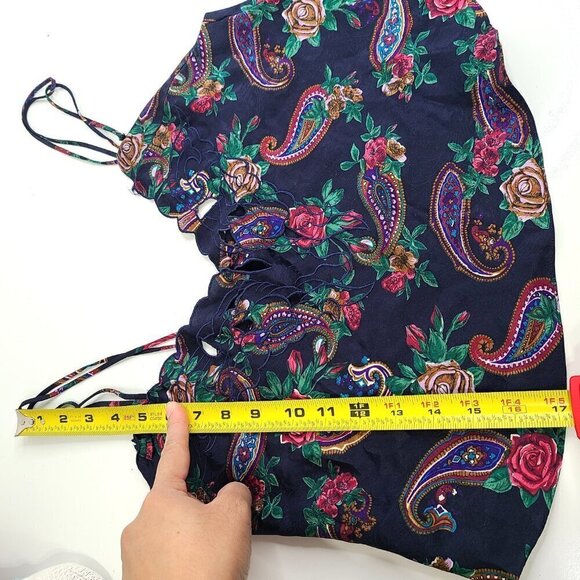 Vintage Victoria's Secret Gold Label Navy Blue Paisley Floral Crop Satin Top - Picture 6 of 7